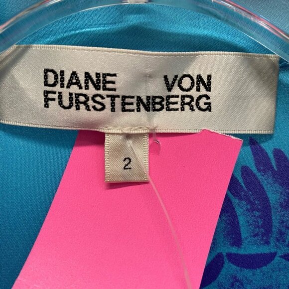 Diane Von Furstenberg Blue w/Red Trim Silk Blouse - Picture 3 of 3